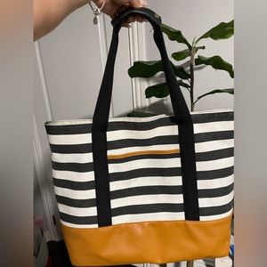 DSW TOTE